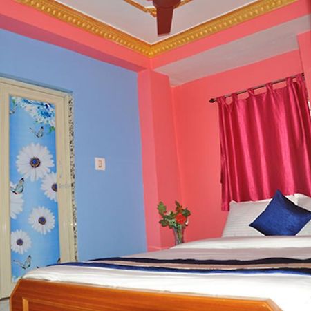 كولكاتا H C N Guest House المظهر الخارجي الصورة